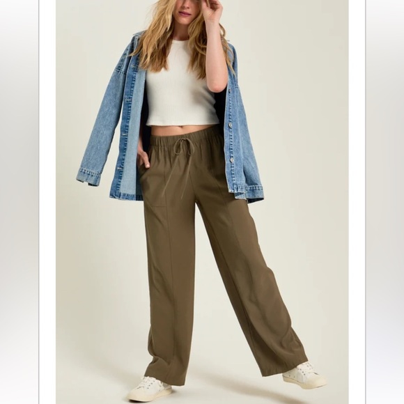 NWT Altar’d State Darrah Wide Leg Pants - Picture 3 of 7